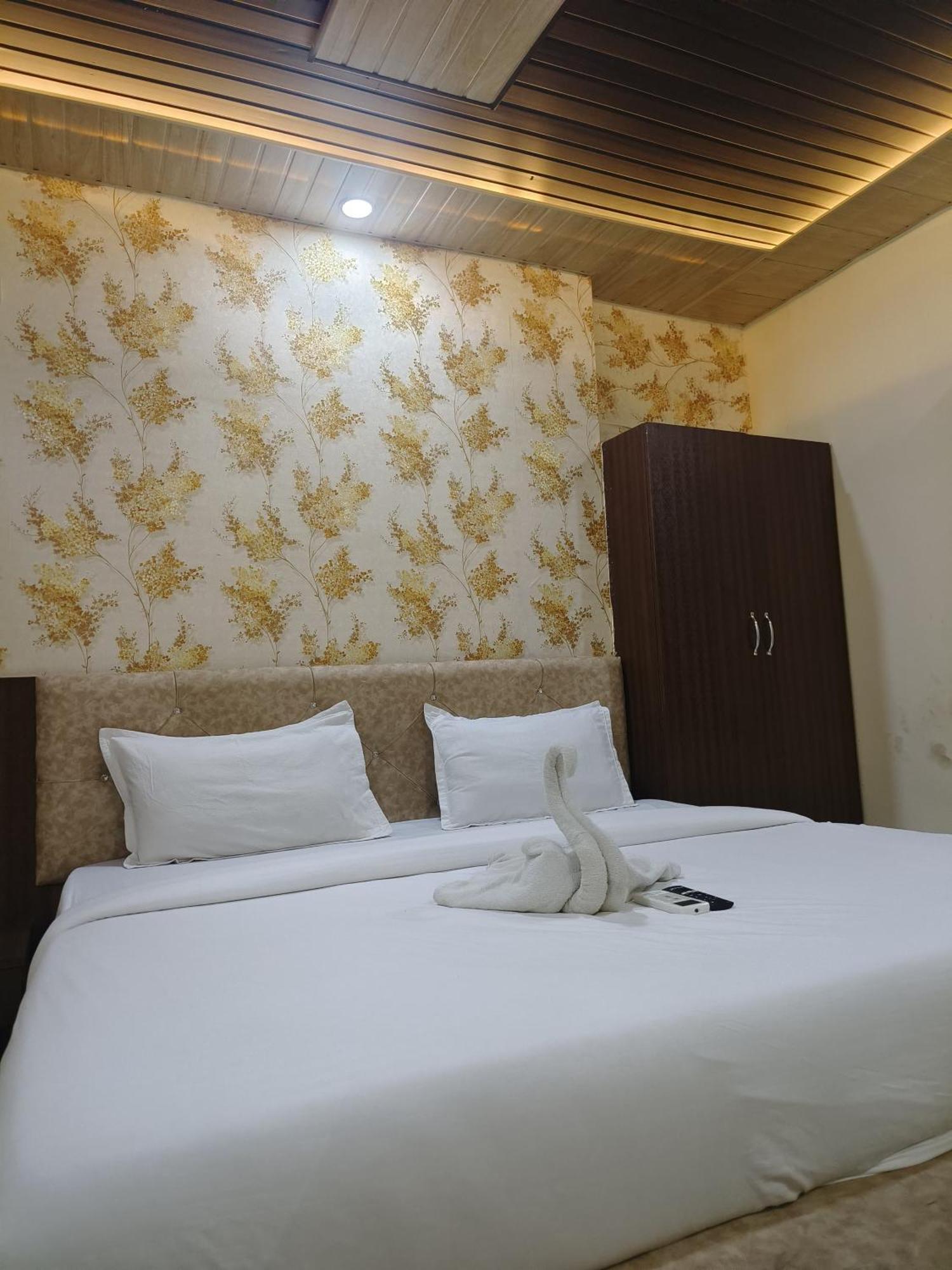 Hotel Jain Shree ウッジャイン エクステリア 写真