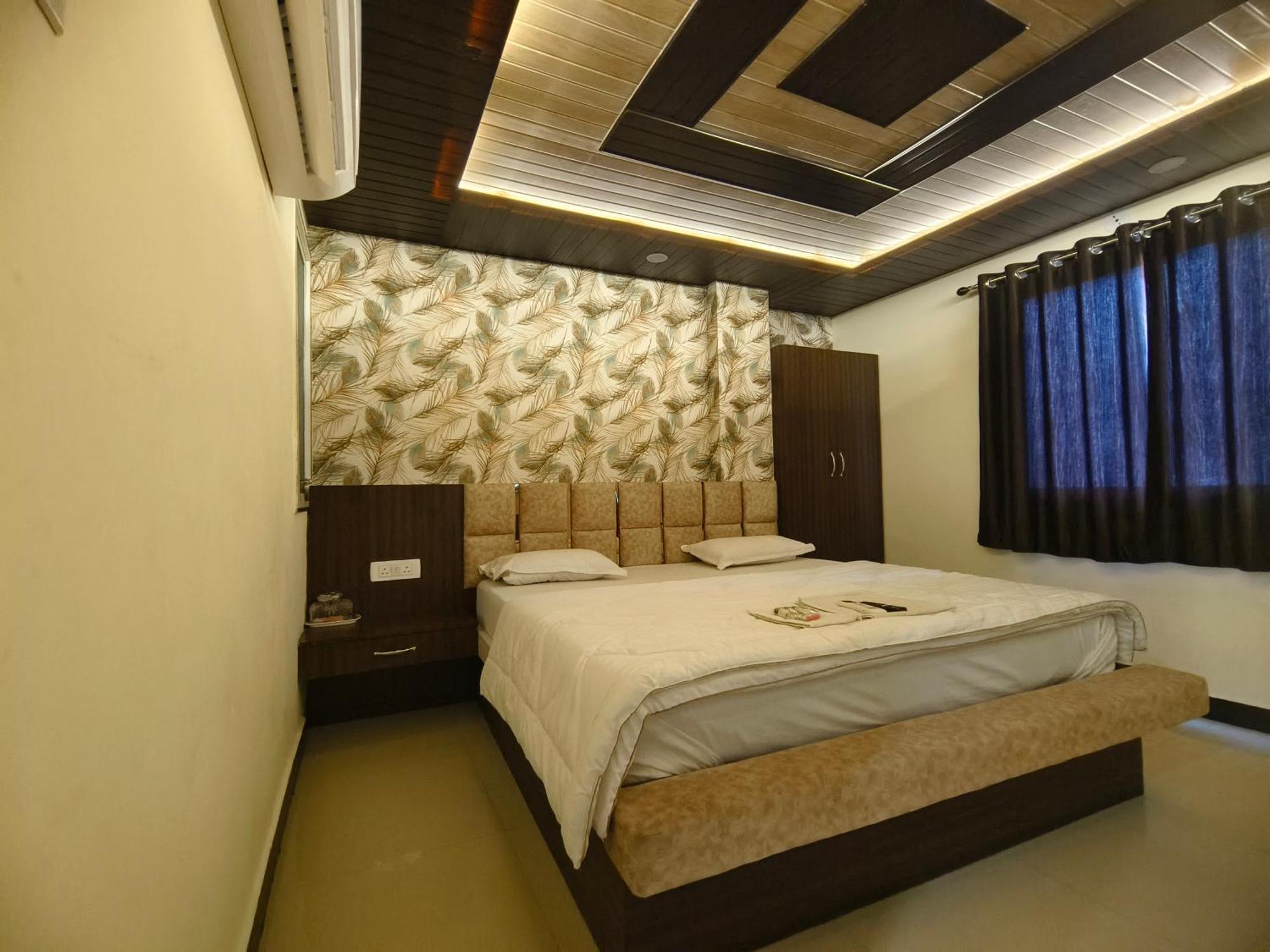 Hotel Jain Shree ウッジャイン エクステリア 写真